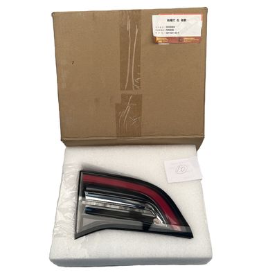 100% geschikt voor Tesla Model 3 Links Inner Tail Light Brake Light OE 1077401-00-F