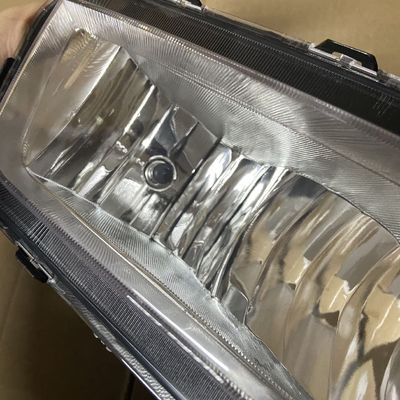 Links mistlamp voor ROEWE RX5 OE 10258351 om aan klantvereisten te voldoen