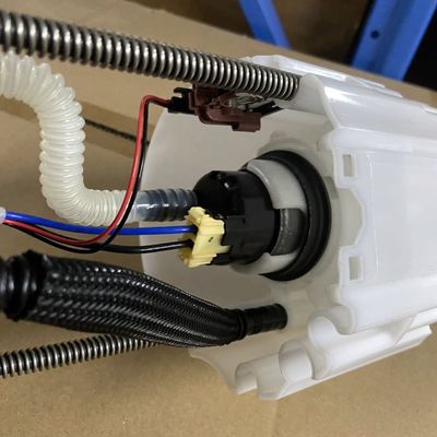 Maxus V80 LDV brandstofpomp assemblage in kunststof en staal met OE C00139275