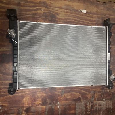 Maxus EV30 Aluminium Plastic Water Tank Condensator Radiator ASM OE C00122258 voor auto montage