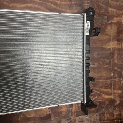 Maxus EV30 Aluminium Plastic Water Tank Condensator Radiator ASM OE C00122258 voor auto montage