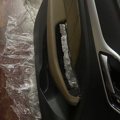 10457812-ASI 10457813-ASI 10457814-ASI 10457815-ASI Door trim panel assemblage voor MG ZS