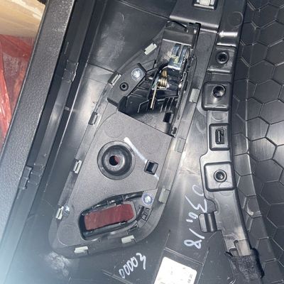 10457812-ASI 10457813-ASI 10457814-ASI 10457815-ASI Door trim panel assemblage voor MG ZS