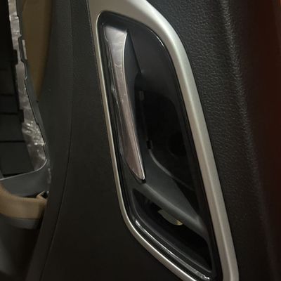10457812-ASI 10457813-ASI 10457814-ASI 10457815-ASI Door trim panel assemblage voor MG ZS