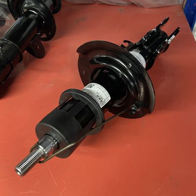 SAIC MG ZS Auto-Fitment Voorste linker schokdemper OE 10242405 voor automatische ophanging