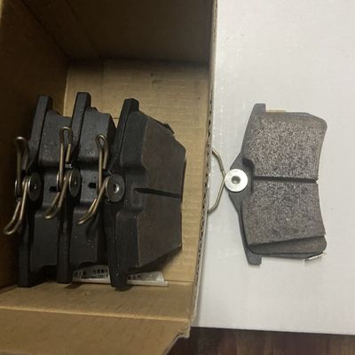 ROEWE I6 en MG5 Achterremkussens OE 10400936 voor klantvereisten