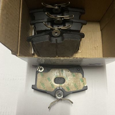 ROEWE I6 en MG5 Achterremkussens OE 10400936 voor klantvereisten