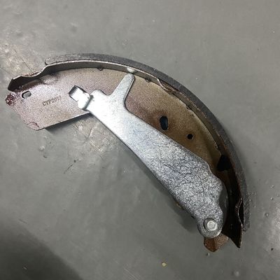 Auto model T60 Achterremplakken OE C00168948 voor SAIC Maxus Superior remvermogen