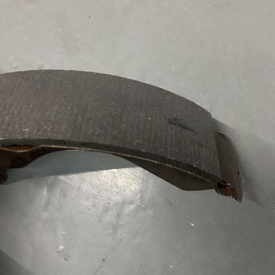 Auto model T60 Achterremplakken OE C00168948 voor SAIC Maxus Superior remvermogen