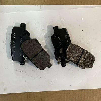 Goedkope halfmetalen achterremplakken voor Maxus G50 OE C00168954